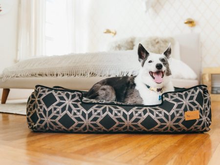 [Pre-order]Lounge Dog Bed: Solstice Stormy Night Hot on Sale